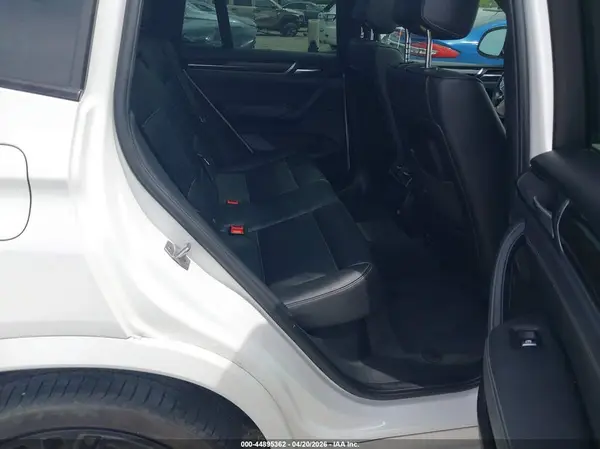 5UXWZ7C30H0X41483 2017 BMW X3 - Image 8