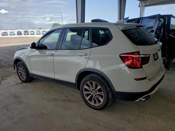 5UXWZ7C31H0V87060 2017 BMW X3 - Image 2