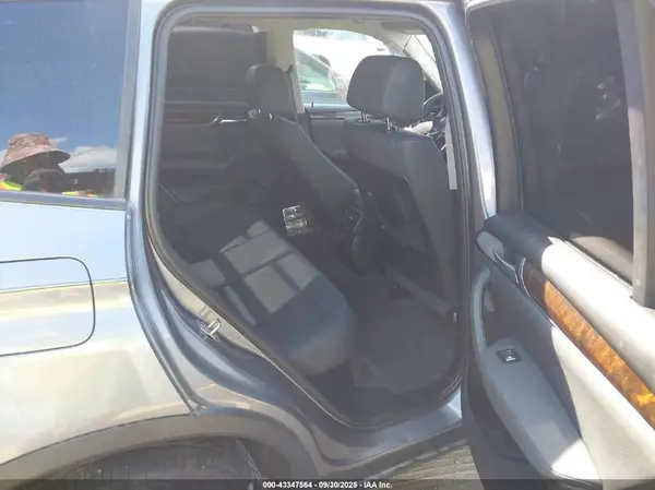 5UXWZ7C31H0V89410 2017 BMW X3 - Image 8