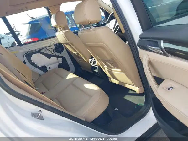 5UXWZ7C31H0V89729 2017 BMW X3 - Image 8