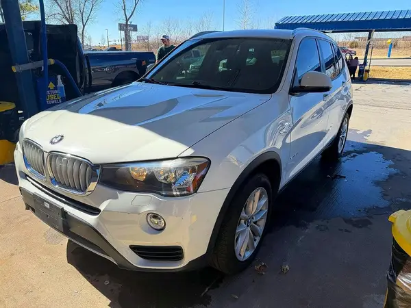 5UXWZ7C31H0V91576 2017 BMW X3 - Image 2
