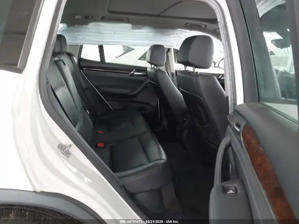 5UXWZ7C31H0X40181 2017 BMW X3 - Image 8