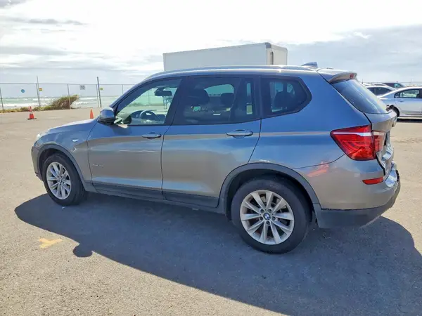 5UXWZ7C31H0X42139 2017 BMW X3 - Image 2