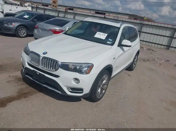 5UXWZ7C31H0X42626 2017 BMW X3 - Image 2