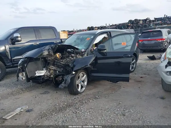 5UXWZ7C32H0V87410 2017 BMW X3 - Image 2