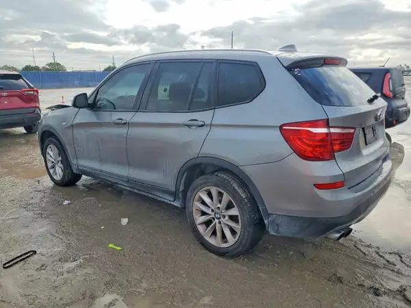5UXWZ7C32H0V90405 2017 BMW X3 - Image 2