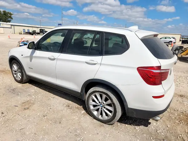 5UXWZ7C32H0V90419 2017 BMW X3 - Image 2