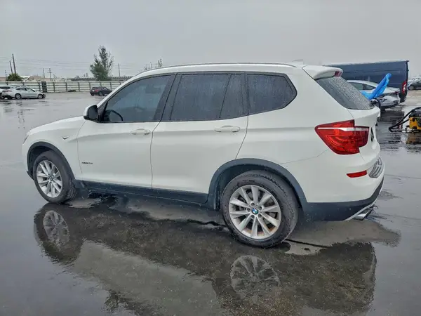 5UXWZ7C32H0V90436 2017 BMW X3 - Image 2