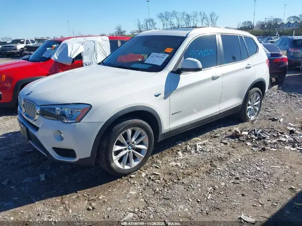 5UXWZ7C32H0X40318 2017 BMW X3 - Image 2