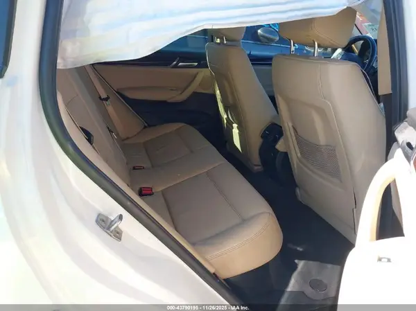 5UXWZ7C32H0X40318 2017 BMW X3 - Image 8