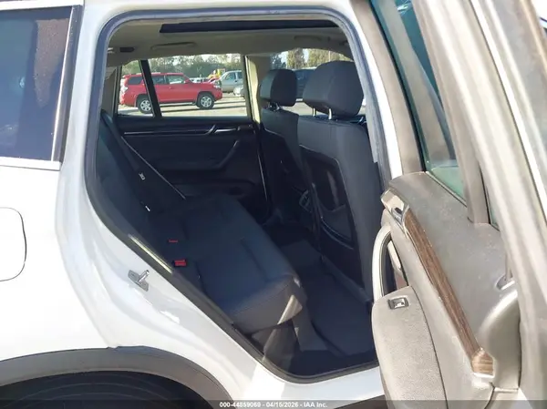 5UXWZ7C32H0X42005 2017 BMW X3 - Image 8