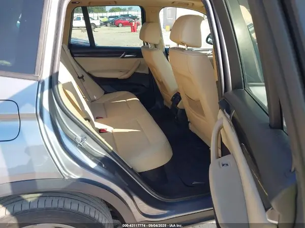 5UXWZ7C32H0X42277 2017 BMW X3 - Image 8
