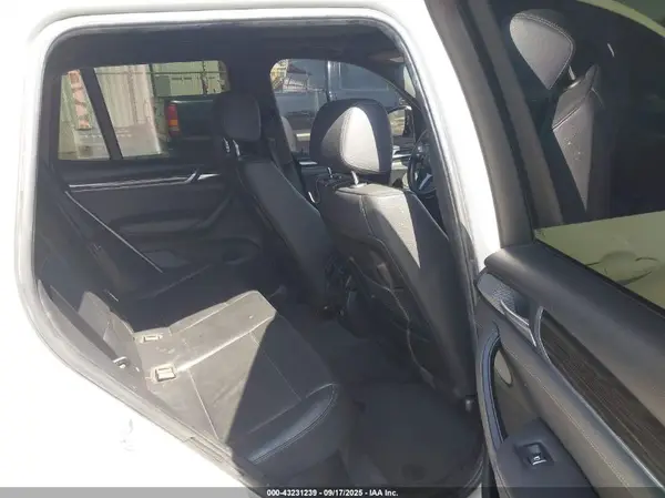 5UXWZ7C33H0V88436 2017 BMW X3 - Image 8