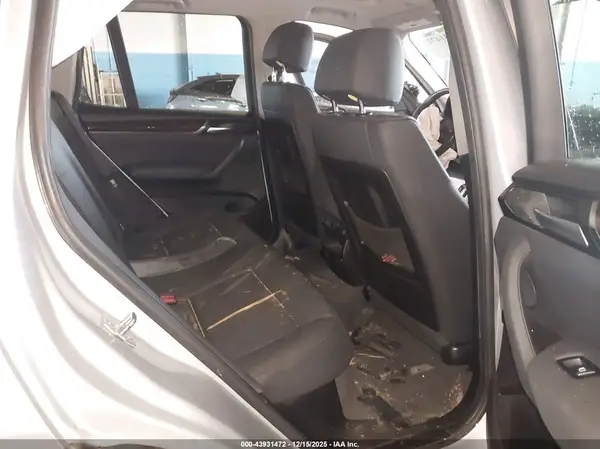 5UXWZ7C33H0X41106 2017 BMW X3 - Image 8