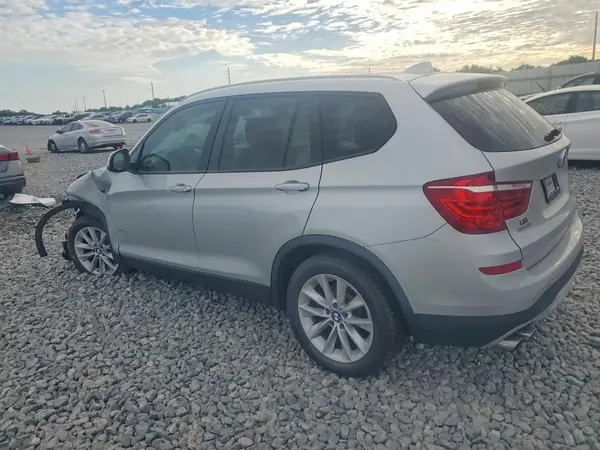 5UXWZ7C34H0V91961 2017 BMW X3 - Image 2