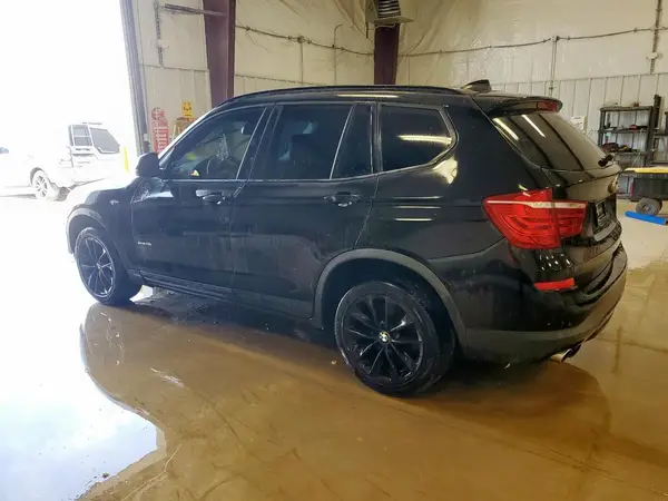 5UXWZ7C34H0V92396 2017 BMW X3 - Image 2
