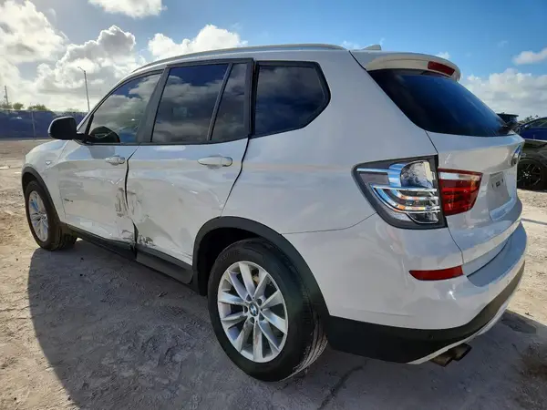 5UXWZ7C34H0V92706 2017 BMW X3 - Image 2