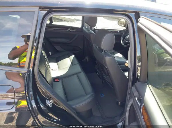 5UXWZ7C34H0X40367 2017 BMW X3 - Image 8
