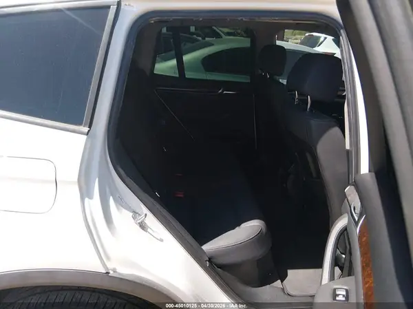 5UXWZ7C34H0X40398 2017 BMW X3 - Image 8