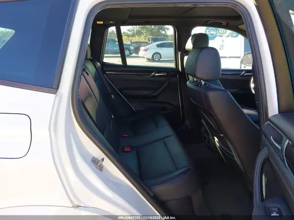 5UXWZ7C34H0X41941 2017 BMW X3 - Image 8