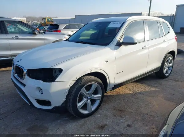 5UXWZ7C36H0V86485 2017 BMW X3 - Image 2
