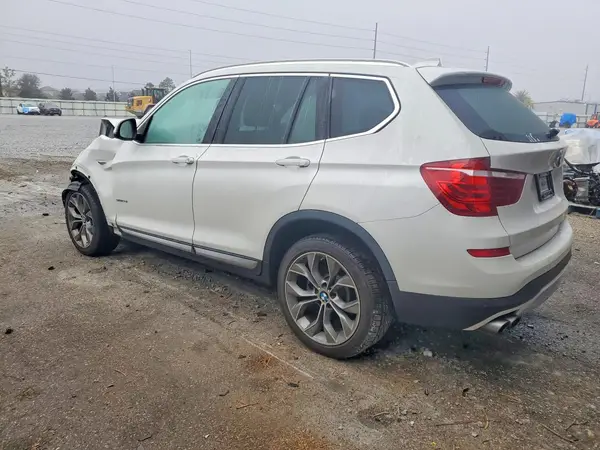5UXWZ7C36H0V87541 2017 BMW X3 - Image 2