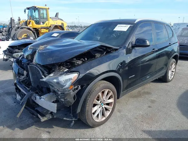 5UXWZ7C36H0X43142 2017 BMW X3 - Image 2