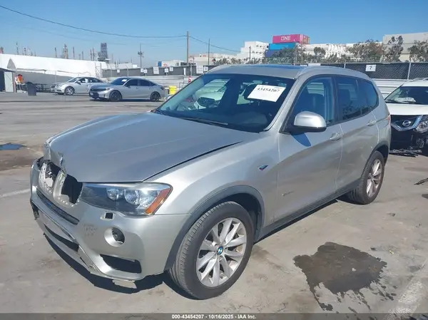 5UXWZ7C37H0V91100 2017 BMW X3 - Image 2