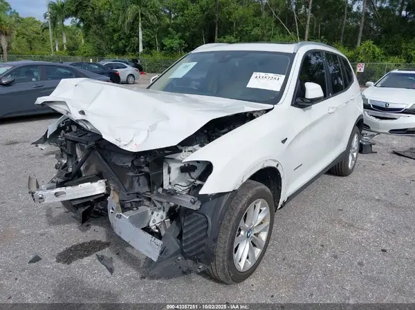 5UXWZ7C38H0V86410 2017 BMW X3 - Image 2