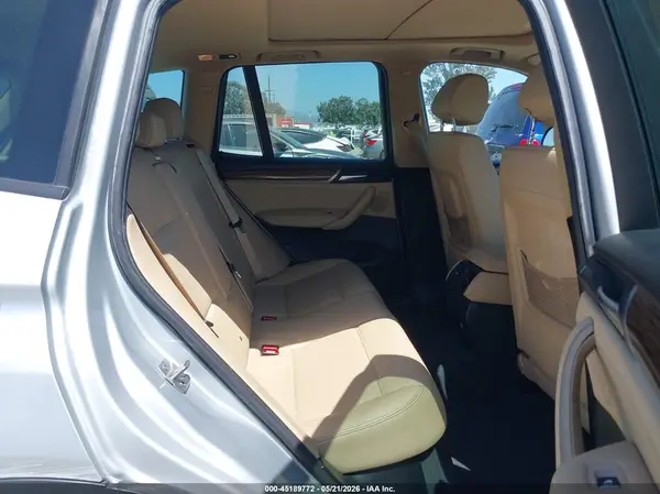 5UXWZ7C38H0V92658 2017 BMW X3 - Image 8