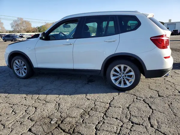 5UXWZ7C38H0V94524 2017 BMW X3 - Image 2