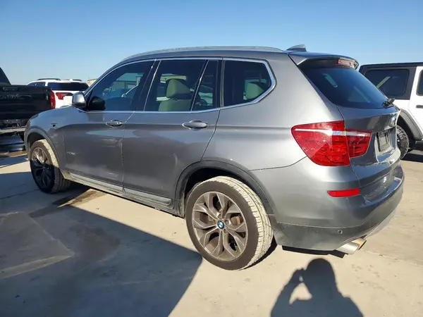 5UXWZ7C38H0X39321 2017 BMW X3 - Image 2