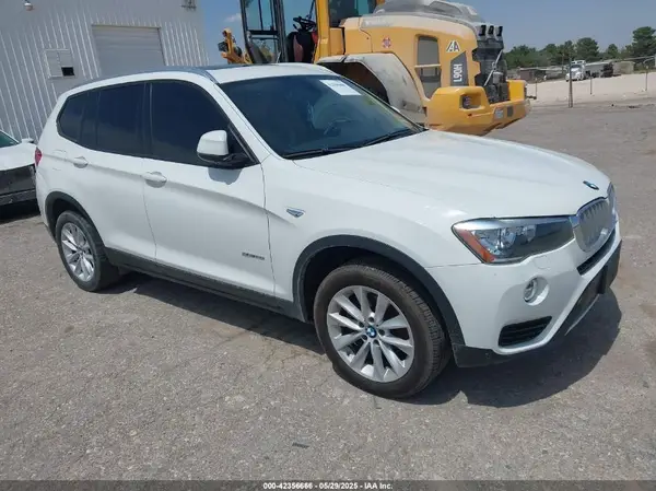 5UXWZ7C38H0X39514 2017 BMW X3 - Image 1