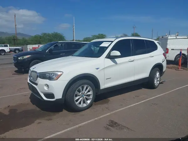 5UXWZ7C38H0X40288 2017 BMW X3 - Image 2