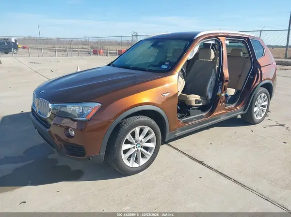 5UXWZ7C38H0X41909 2017 BMW X3 - Image 2