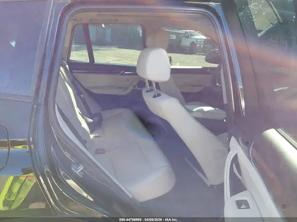 5UXWZ7C39H0V94077 2017 BMW X3 - Image 8
