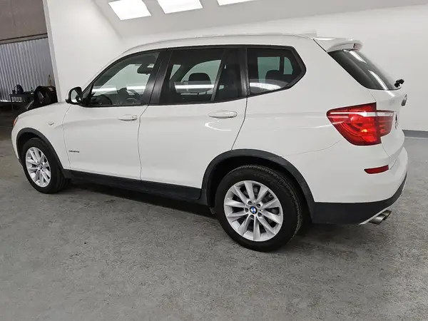 5UXWZ7C39H0X39005 2017 BMW X3 - Image 2