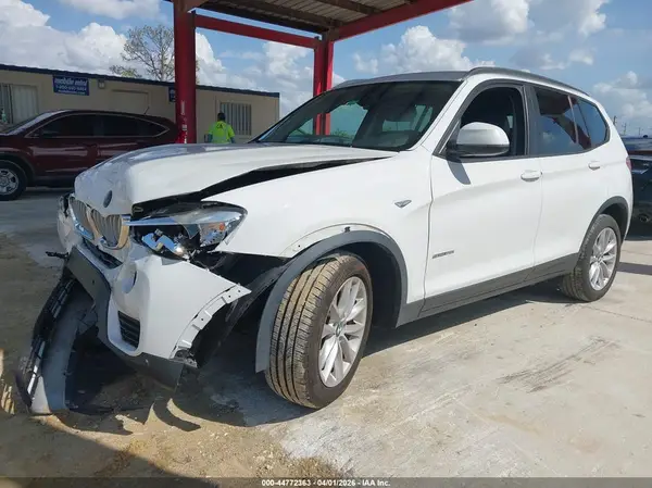 5UXWZ7C3XH0V86957 2017 BMW X3 - Image 2