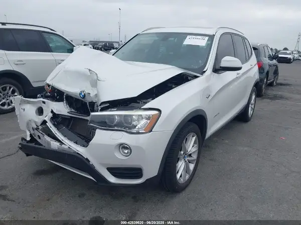 5UXWZ7C3XH0V87574 2017 BMW X3 - Image 2