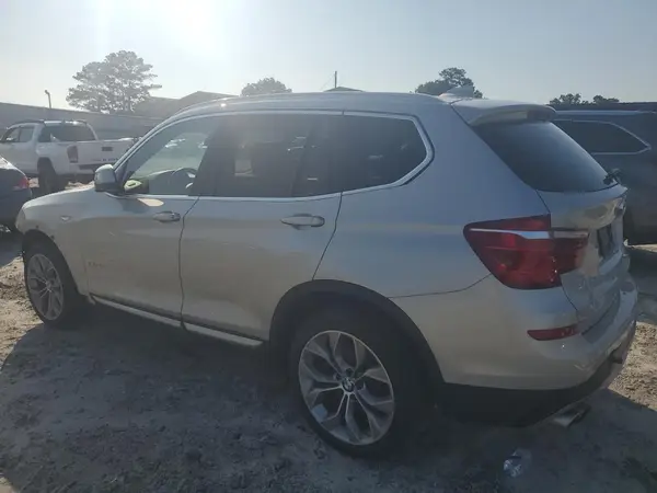 5UXWZ7C3XH0V87610 2017 BMW X3 - Image 2