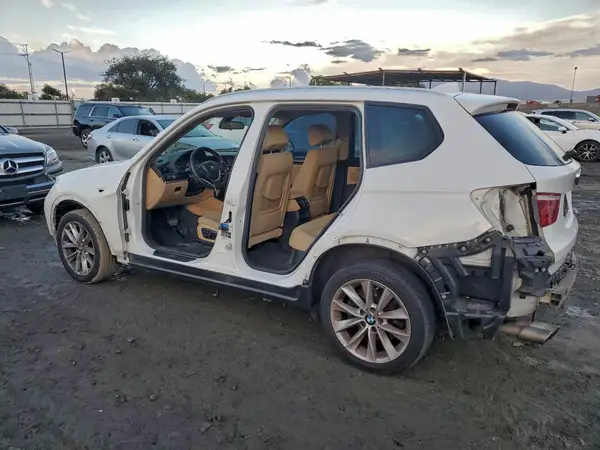 5UXWZ7C3XH0V87770 2017 BMW X3 - Image 2