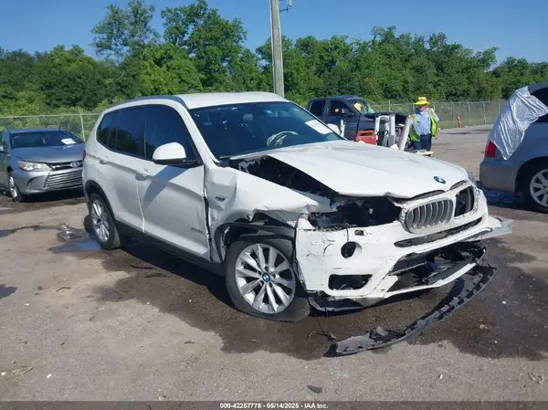 5UXWZ7C3XH0V88773 2017 BMW X3 - Image 1