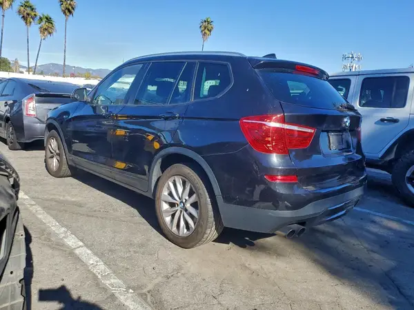 5UXWZ7C3XH0V92841 2017 BMW X3 - Image 2