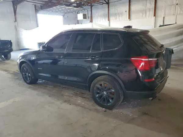 5UXWZ7C3XH0X38946 2017 BMW X3 - Image 2