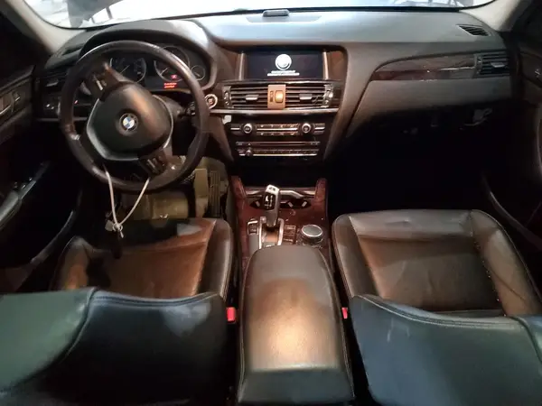 5UXWZ7C3XH0X38946 2017 BMW X3 - Image 8