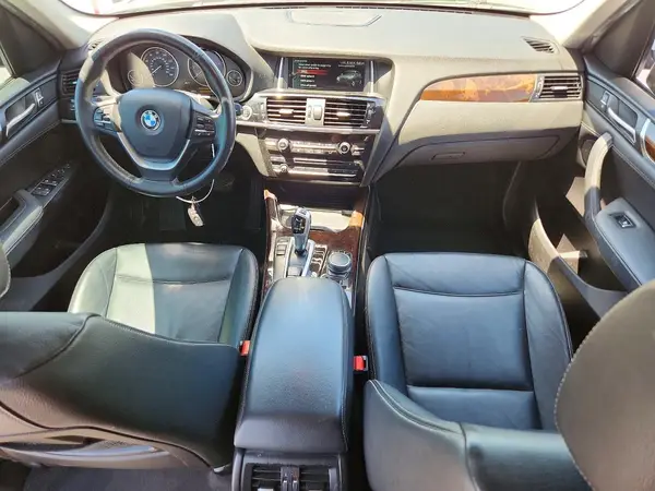 5UXWZ7C3XH0X39952 2017 BMW X3 - Image 8
