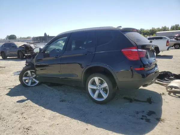 5UXWZ7C3XH0X40910 2017 BMW X3 - Image 2