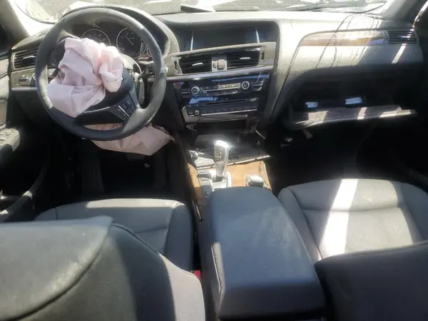 5UXWZ7C3XH0X40910 2017 BMW X3 - Image 8