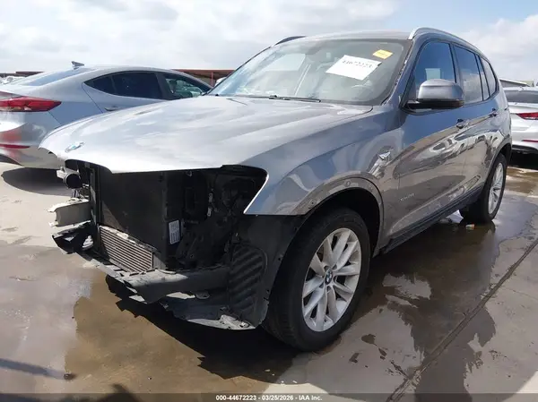 5UXWZ7C3XH0X41538 2017 BMW X3 - Image 2