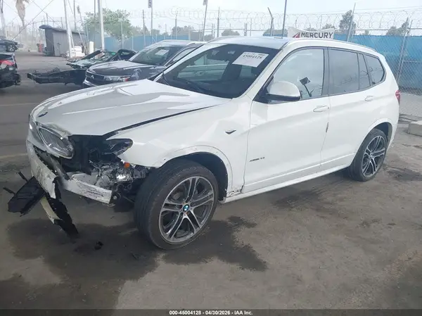 5UXWZ7C3XH0X42219 2017 BMW X3 - Image 2
